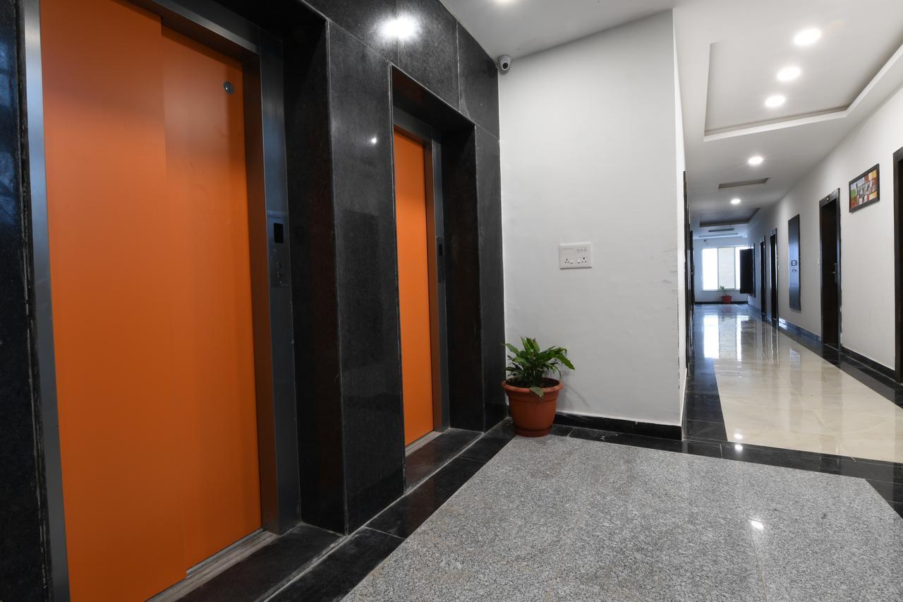 Madhav Muskan Residency Mathura Luaran gambar