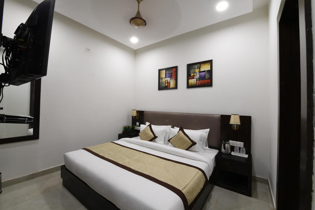 Madhav Muskan Residency Mathura Luaran gambar